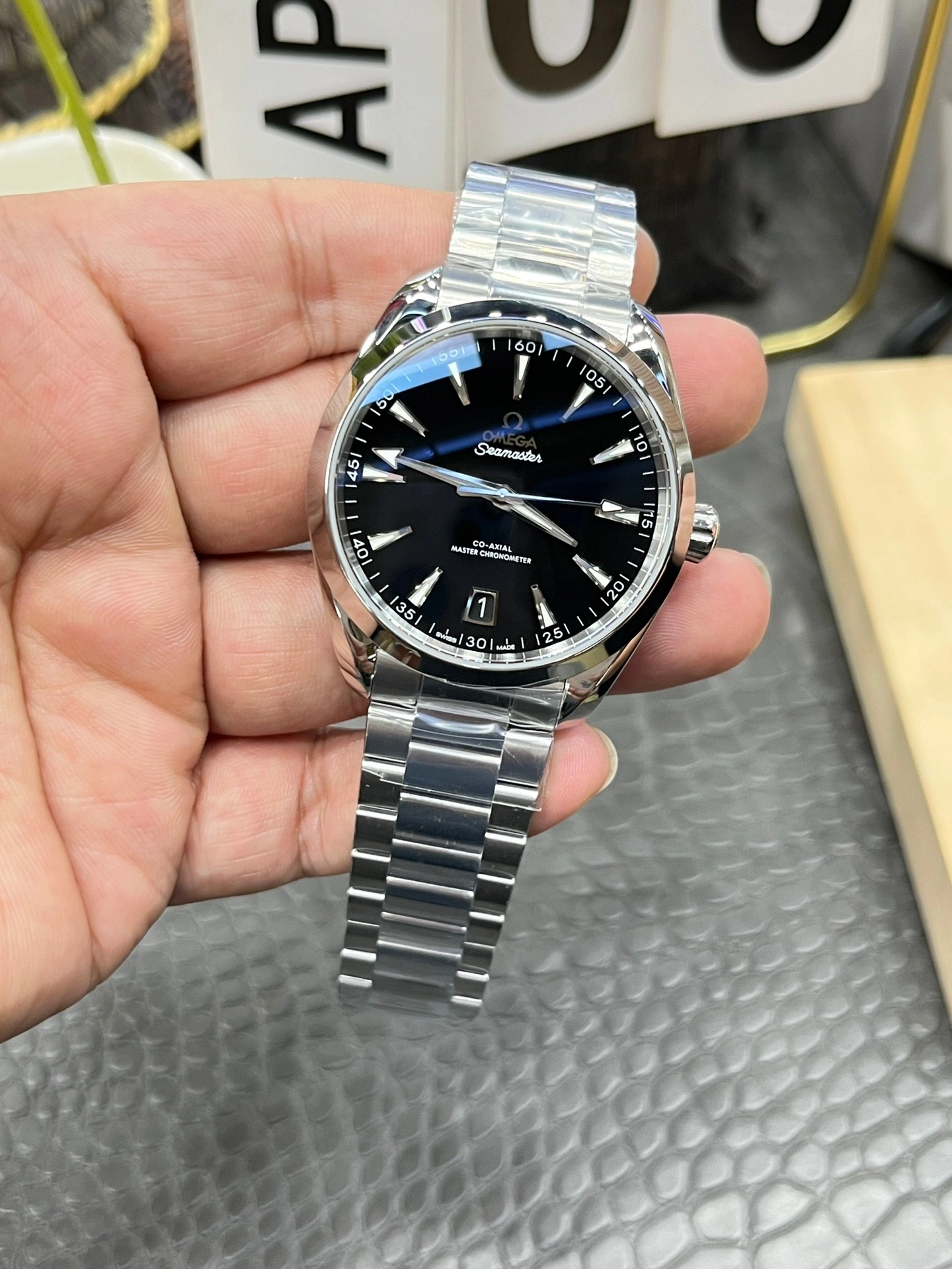 CBD Factory Omega Seamaster Aqua Terra 150M 41mm Black Lacquer Dial (220.10.41.21.01.002) 1:1 Super Clone – DD8900 Movement Stretchable 258